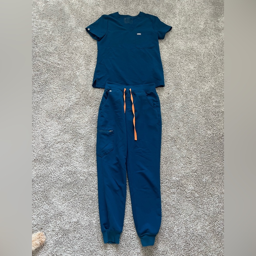 FIGS scrub set deep reef joggers size XS